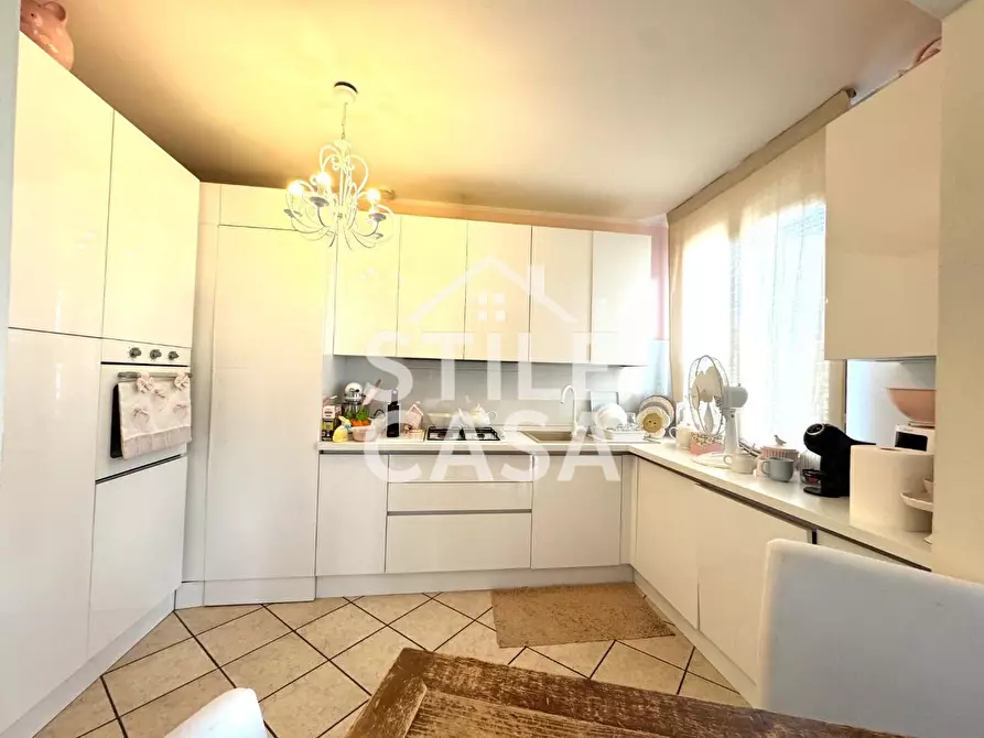 Immagine 3 di Casa bifamiliare in vendita  a Altopascio