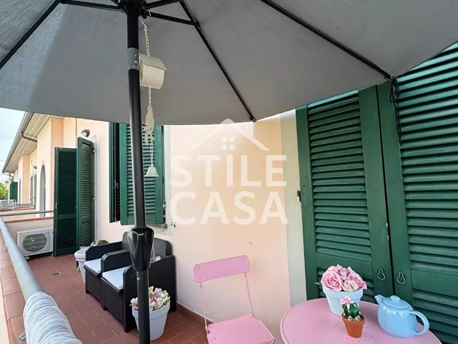 Immagine 10 di Casa bifamiliare in vendita  a Altopascio