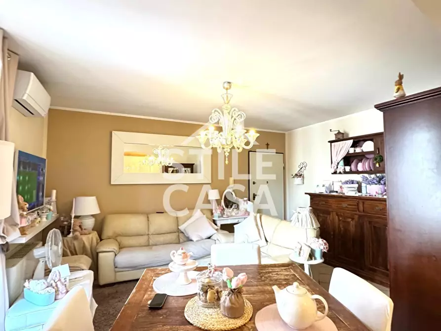 Immagine 6 di Casa bifamiliare in vendita  a Altopascio