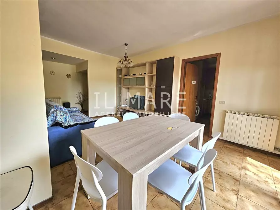 Immagine 5 di Appartamento in vendita  a Massa