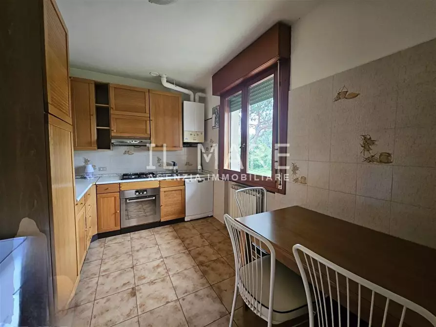 Immagine 9 di Appartamento in vendita  a Massa