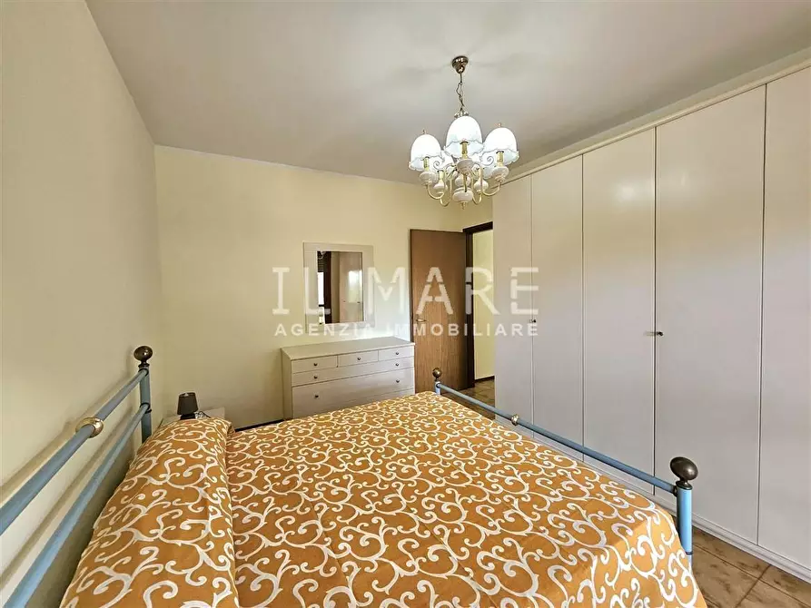 Immagine 18 di Appartamento in vendita  a Massa