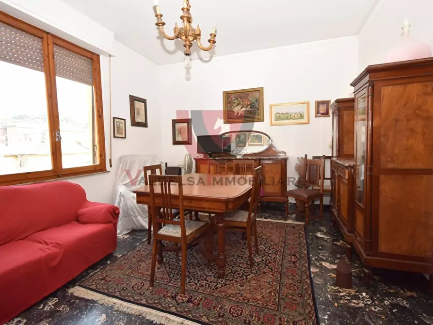 Immagine 4 di Appartamento in vendita  a Colle Di Val D'elsa