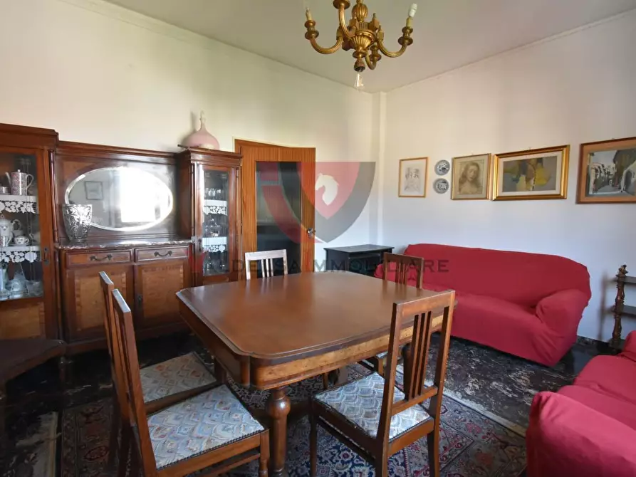 Immagine 3 di Appartamento in vendita  a Colle Di Val D'elsa