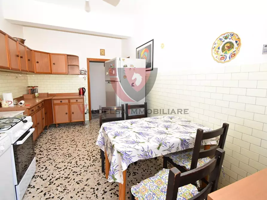 Immagine 14 di Appartamento in vendita  a Colle Di Val D'elsa