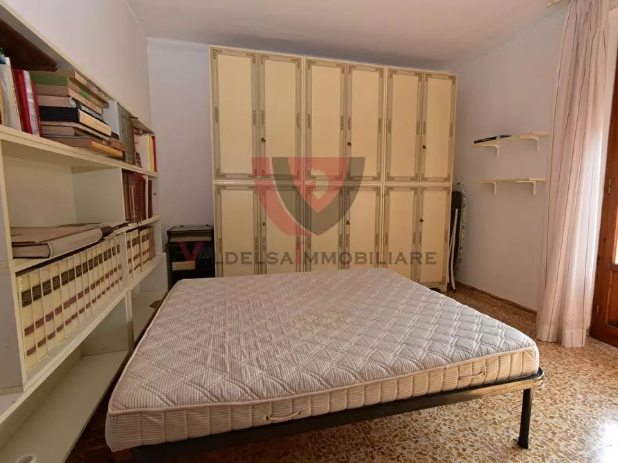 Immagine 28 di Appartamento in vendita  a Colle Di Val D'elsa