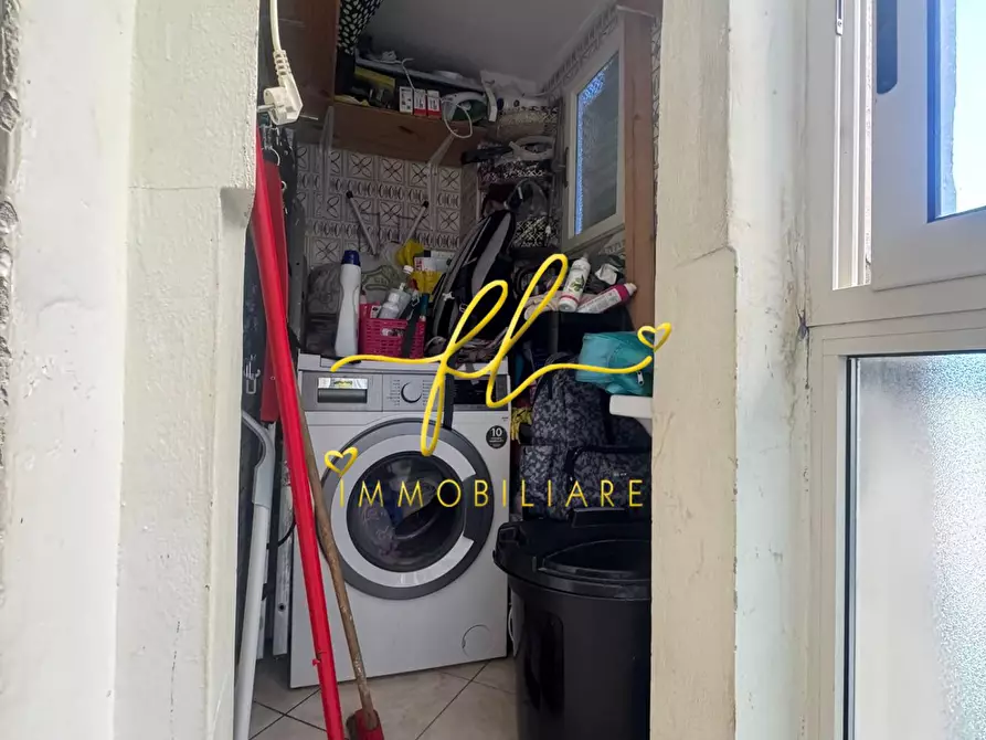 Immagine 19 di Appartamento in vendita  a Livorno