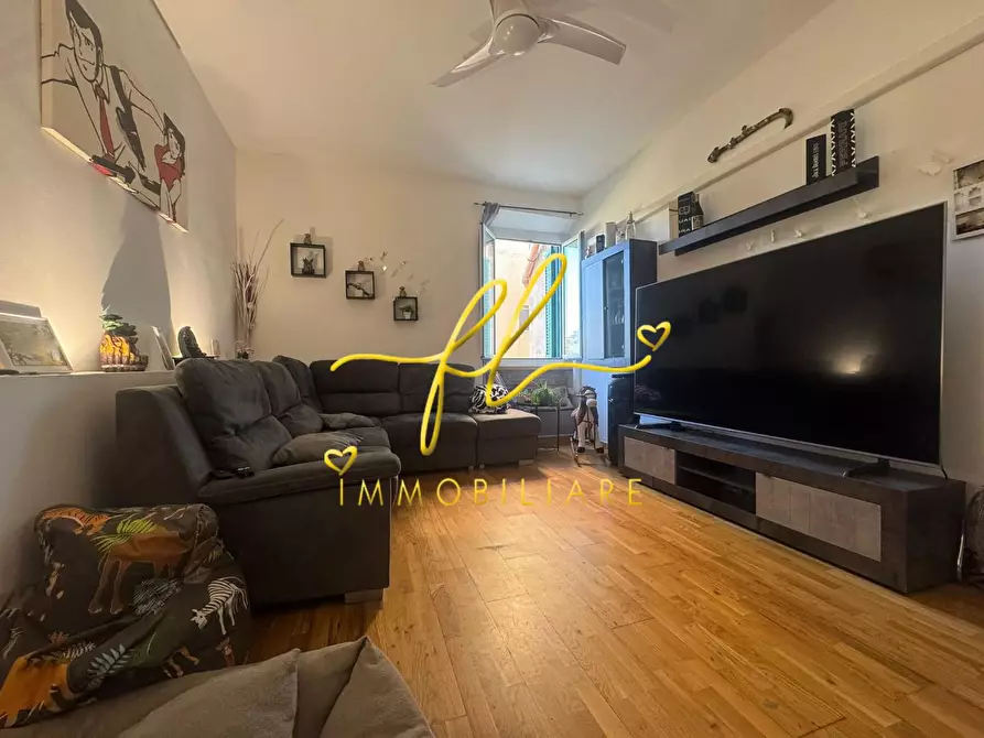 Immagine 2 di Appartamento in vendita  a Livorno