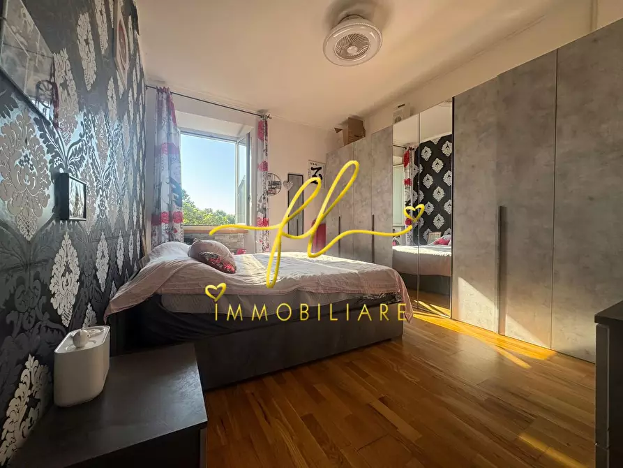 Immagine 10 di Appartamento in vendita  a Livorno