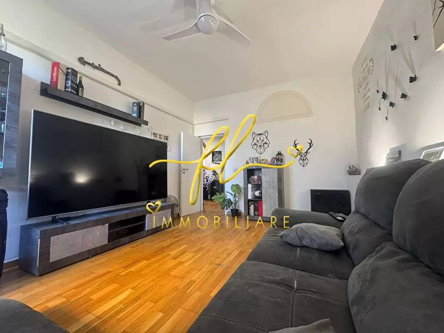 Immagine 3 di Appartamento in vendita  a Livorno