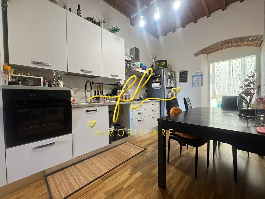 Immagine 6 di Appartamento in vendita  a Livorno