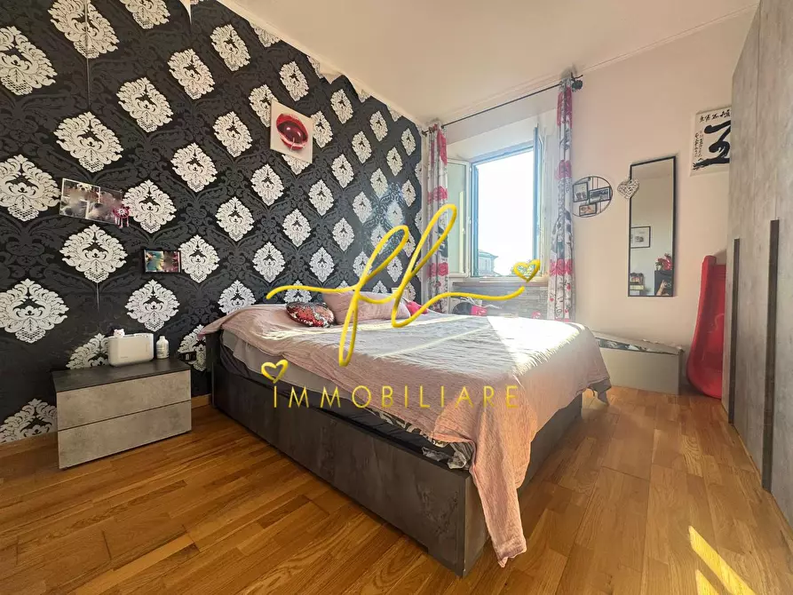 Immagine 12 di Appartamento in vendita  a Livorno