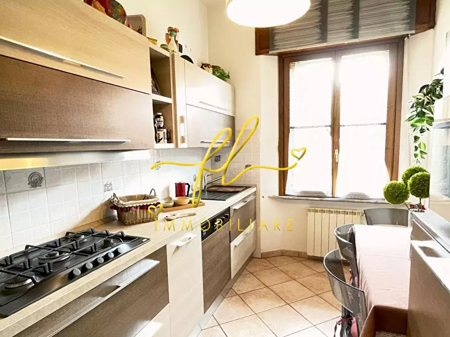 Immagine 8 di Appartamento in vendita  a Castelnuovo Val Di Cecina