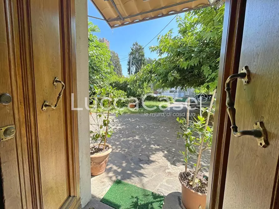 Immagine 4 di Casa indipendente in vendita  a Capannori