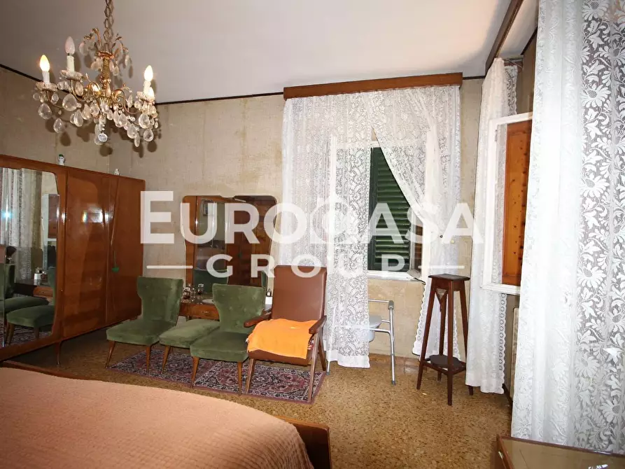 Immagine 45 di Villa in vendita  a Lucca