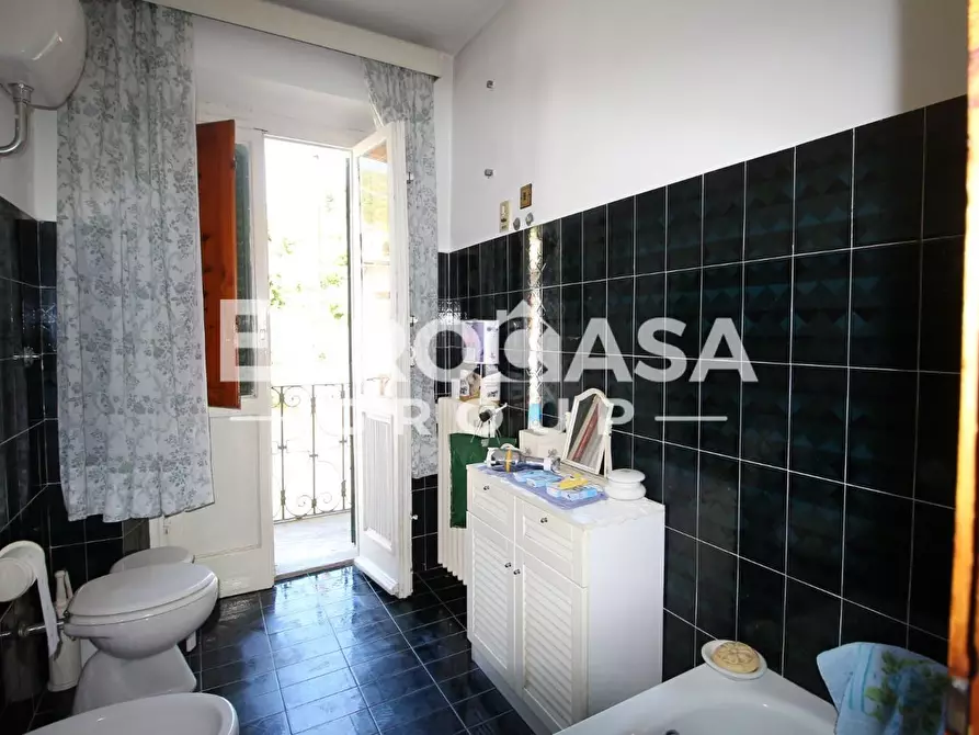 Immagine 58 di Villa in vendita  a Lucca
