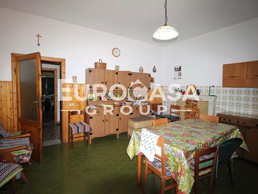 Immagine 17 di Villa in vendita  a Lucca