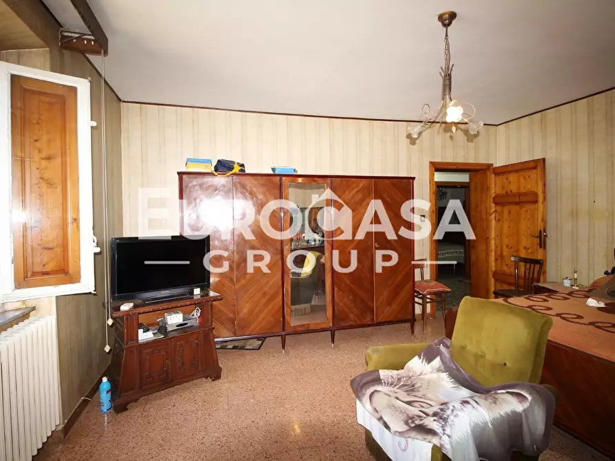 Immagine 63 di Villa in vendita  a Lucca