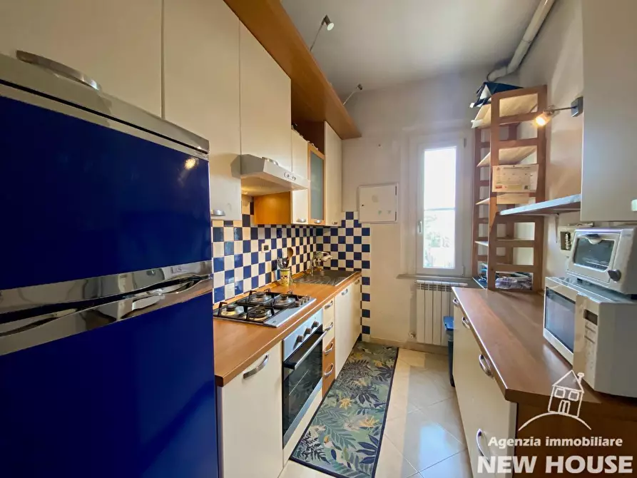 Immagine 13 di Appartamento in vendita  a Pisa