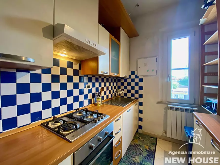 Immagine 17 di Appartamento in vendita  a Pisa