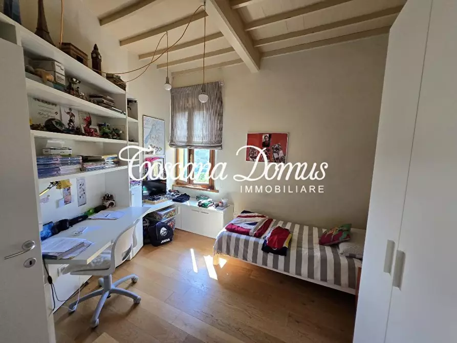 Immagine 15 di Appartamento in vendita  a Siena