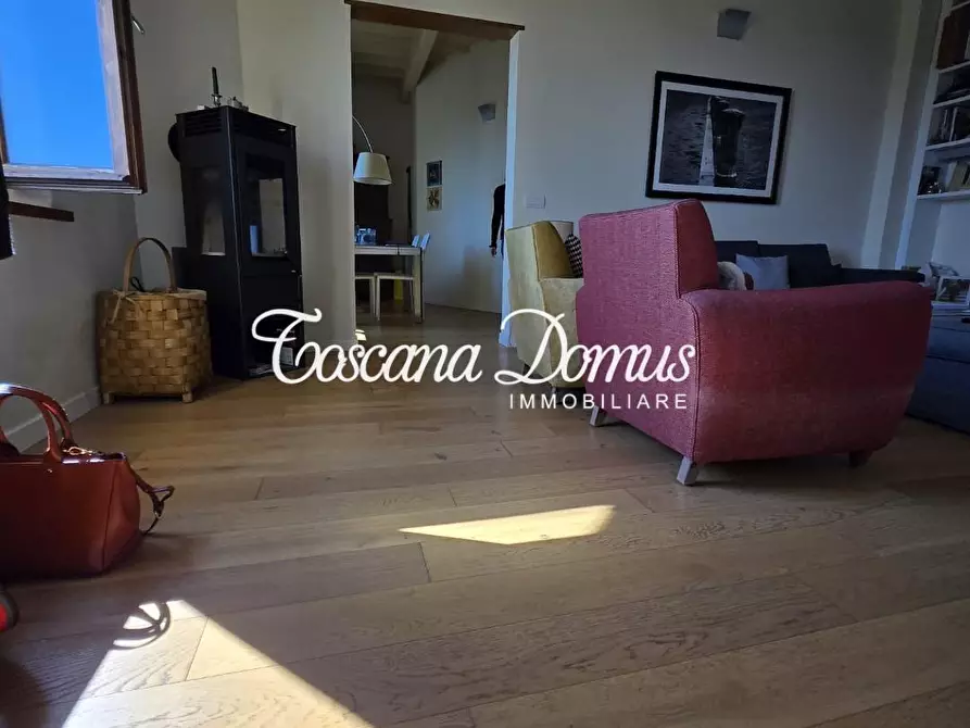 Immagine 5 di Appartamento in vendita  a Siena