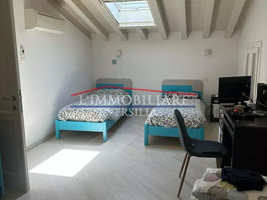 Immagine 36 di Villa in vendita  a Montignoso