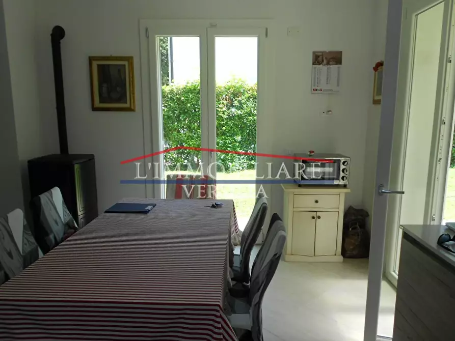 Immagine 55 di Villa in vendita  a Montignoso