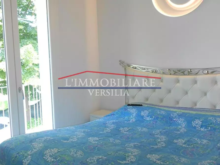 Immagine 76 di Villa in vendita  a Montignoso