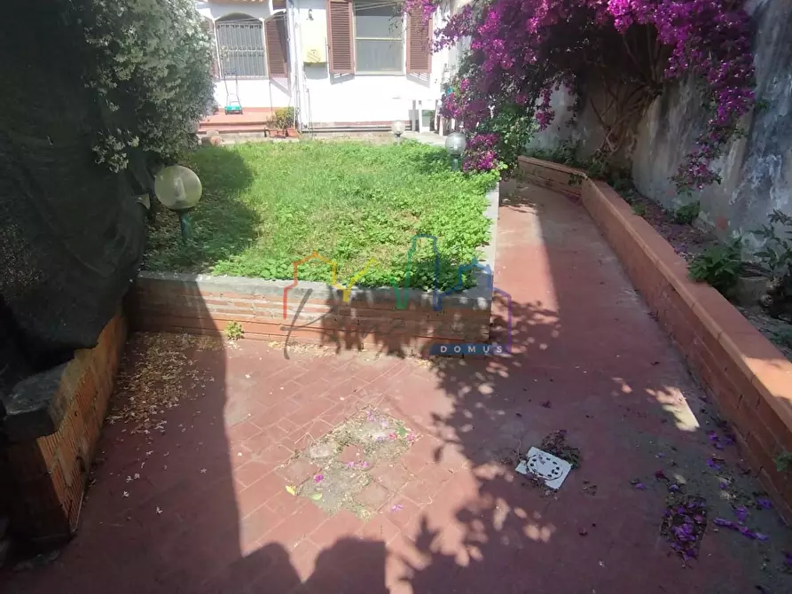 Immagine 11 di Appartamento in vendita  a Pisa