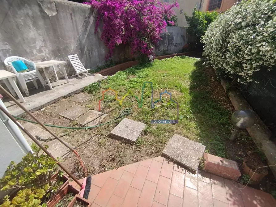 Immagine 13 di Appartamento in vendita  a Pisa