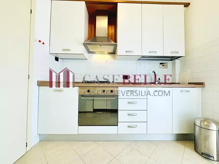 Immagine 7 di Appartamento in affitto  a Camaiore