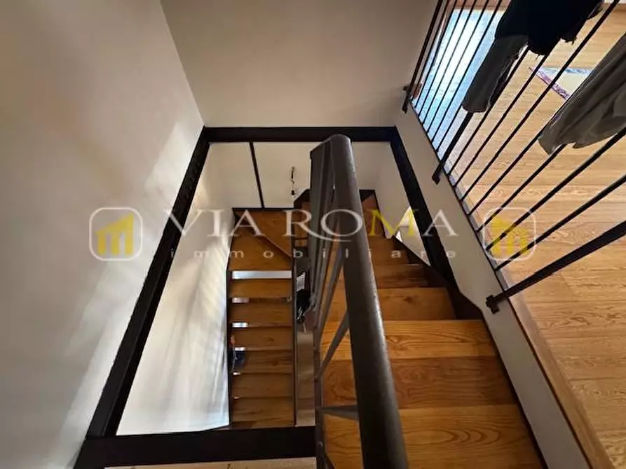 Immagine 16 di Appartamento in vendita  a Lucca