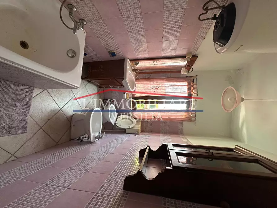 Immagine 8 di Appartamento in vendita  a Massa