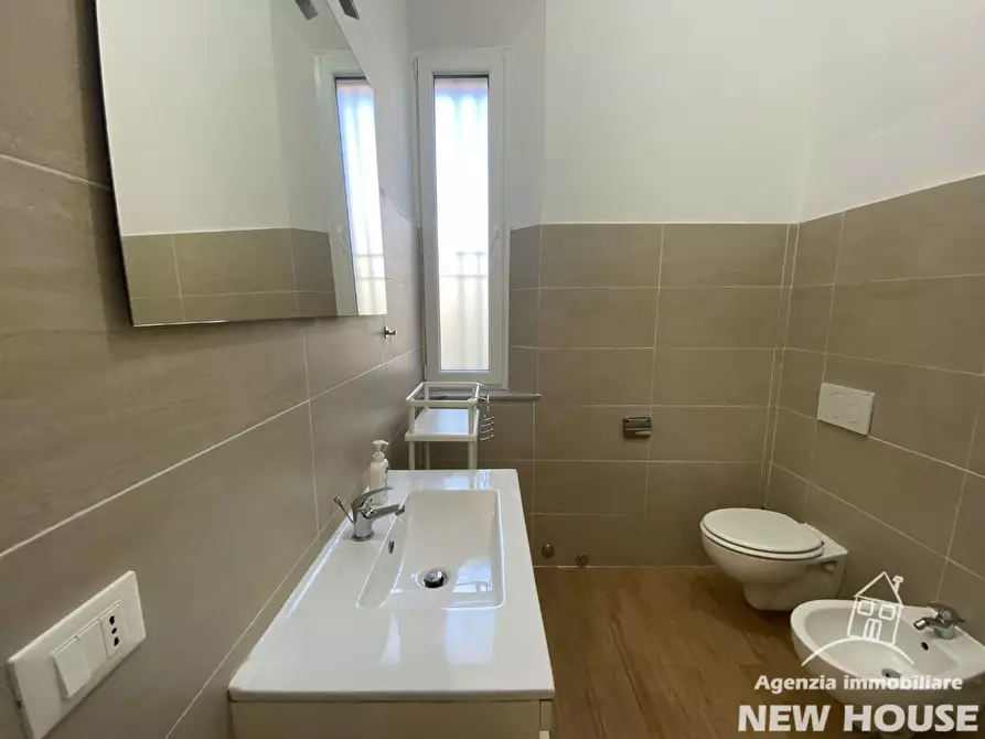 Immagine 28 di Appartamento in affitto  a Pisa