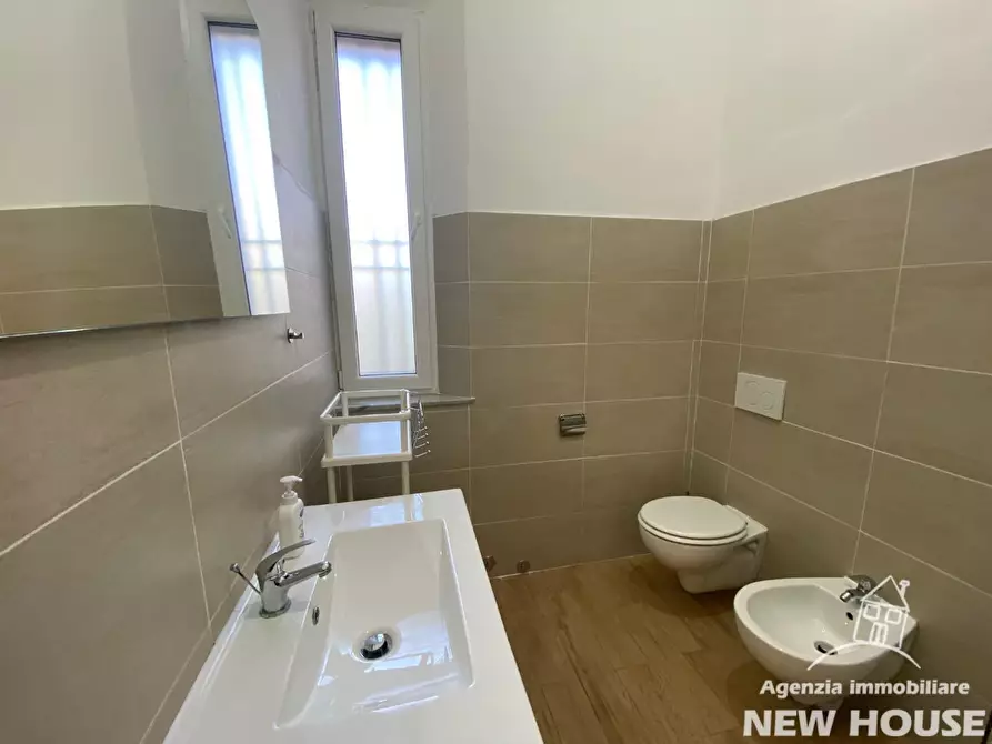 Immagine 26 di Appartamento in affitto  a Pisa