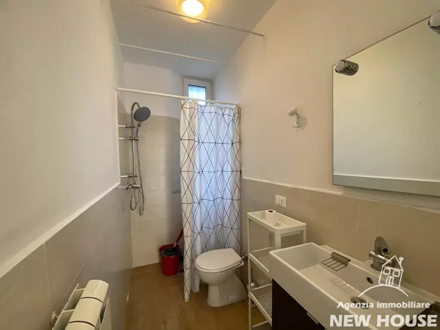 Immagine 23 di Appartamento in affitto  a Pisa