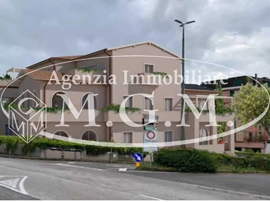 Immagine 1 di Appartamento in vendita  a Pontedera