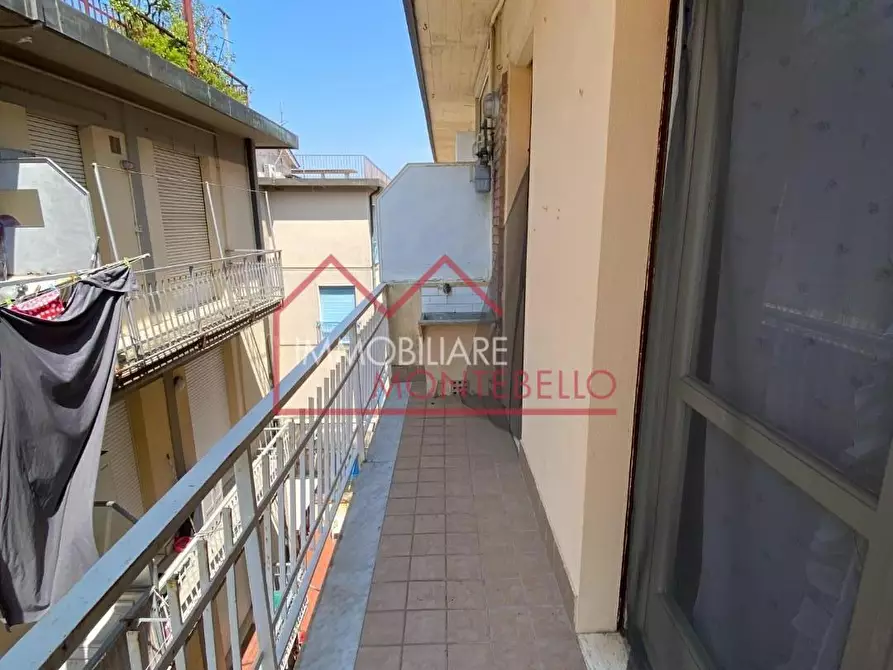 Immagine 7 di Appartamento in vendita  a Viareggio