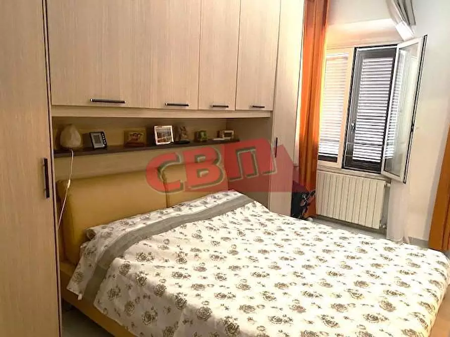 Immagine 12 di Appartamento in vendita  a Livorno