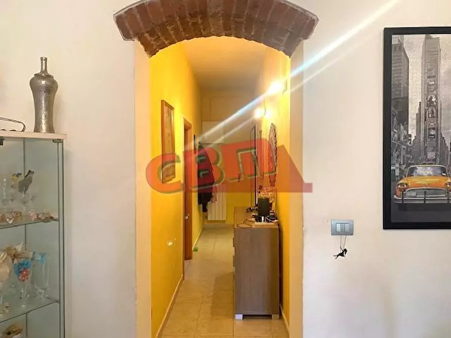 Immagine 10 di Appartamento in vendita  a Livorno