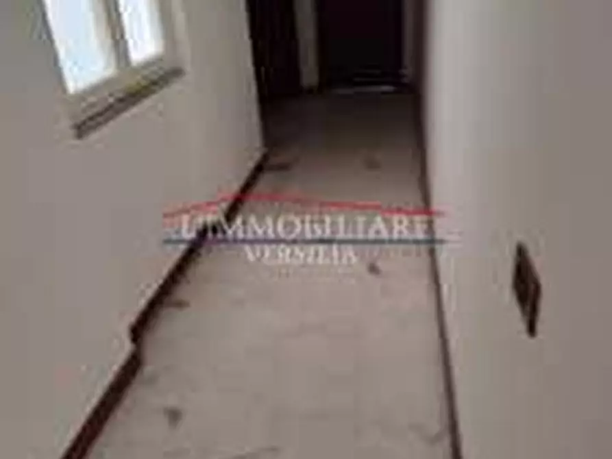 Immagine 8 di Appartamento in vendita  a Massa