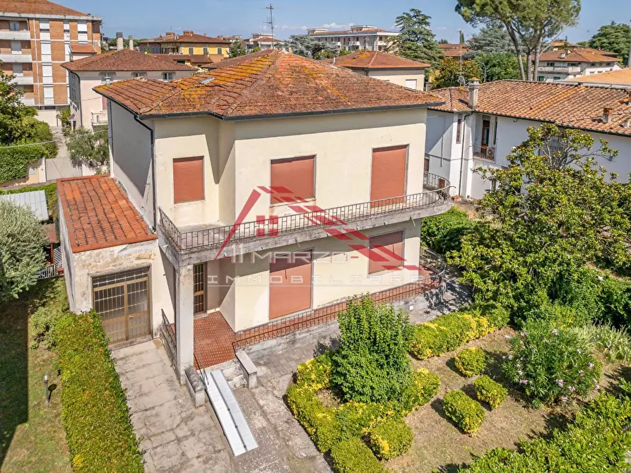 Immagine 14 di Villa in vendita  a Santa Croce Sull'arno