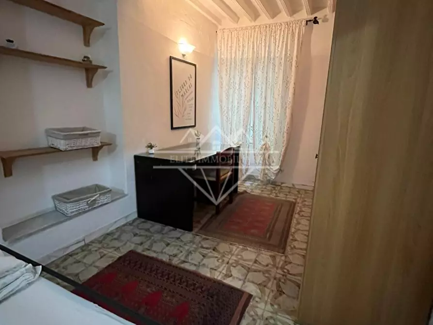 Immagine 35 di Terratetto in affitto  a Carrara