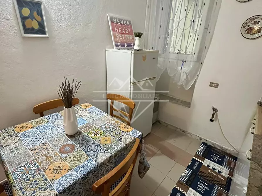 Immagine 28 di Terratetto in affitto  a Carrara