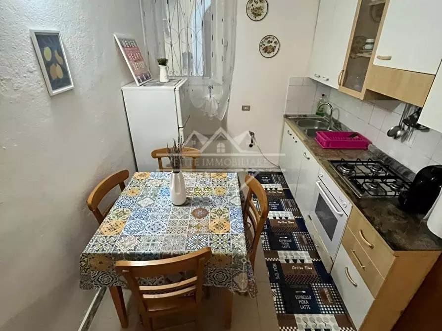 Immagine 18 di Terratetto in affitto  a Carrara