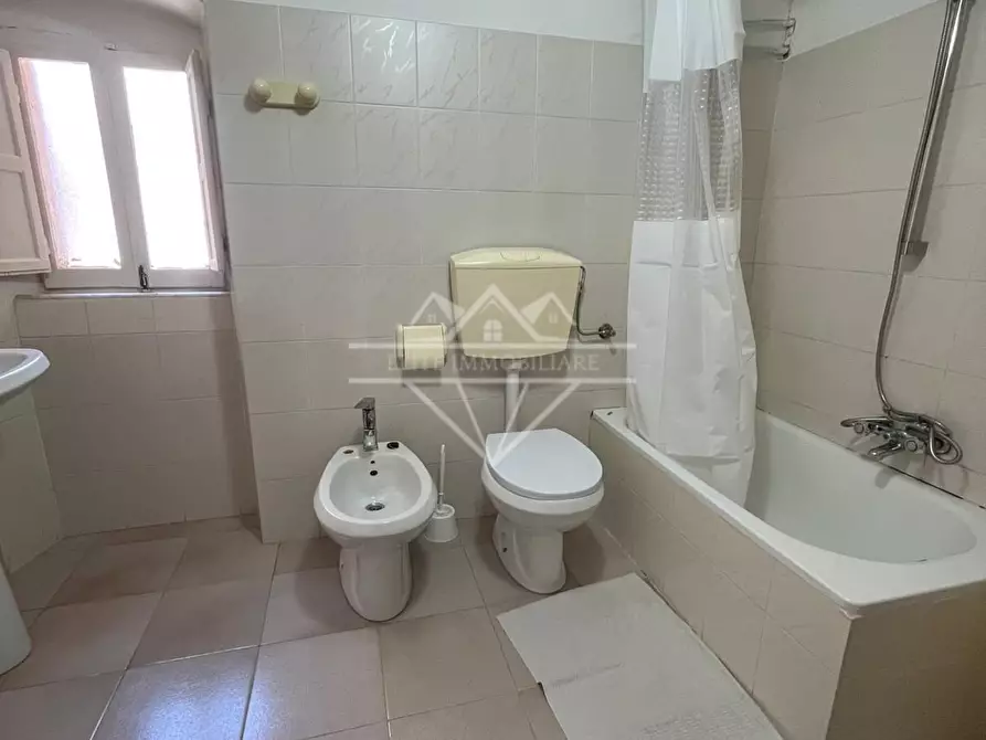 Immagine 2 di Terratetto in affitto  a Carrara