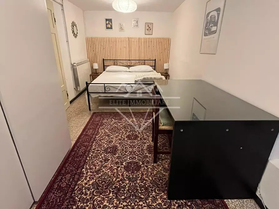 Immagine 29 di Terratetto in affitto  a Carrara