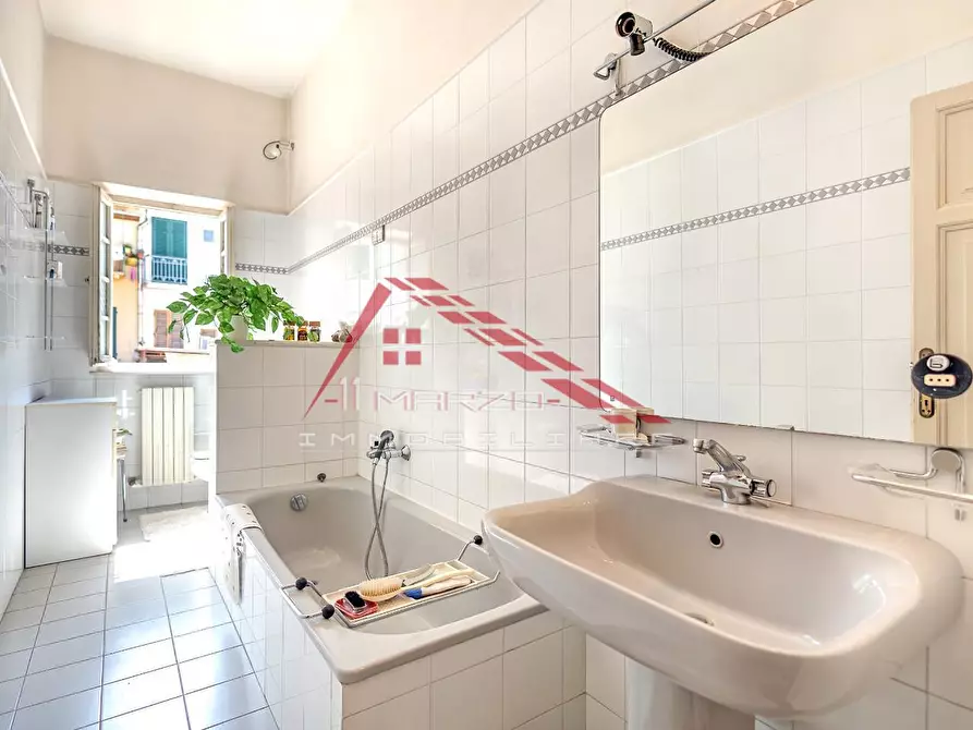 Immagine 24 di Terratetto in vendita  a Viareggio