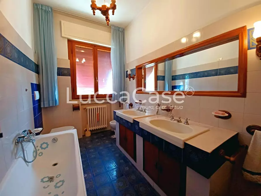 Immagine 24 di Villetta a schiera in vendita  a Massarosa